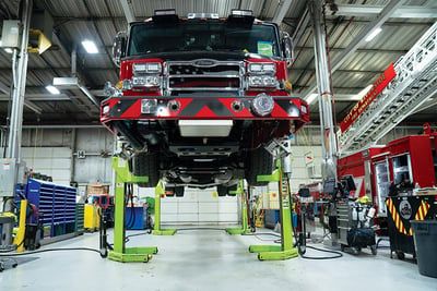 Pierce fire truck service training classes show a fire apparatus on a lify