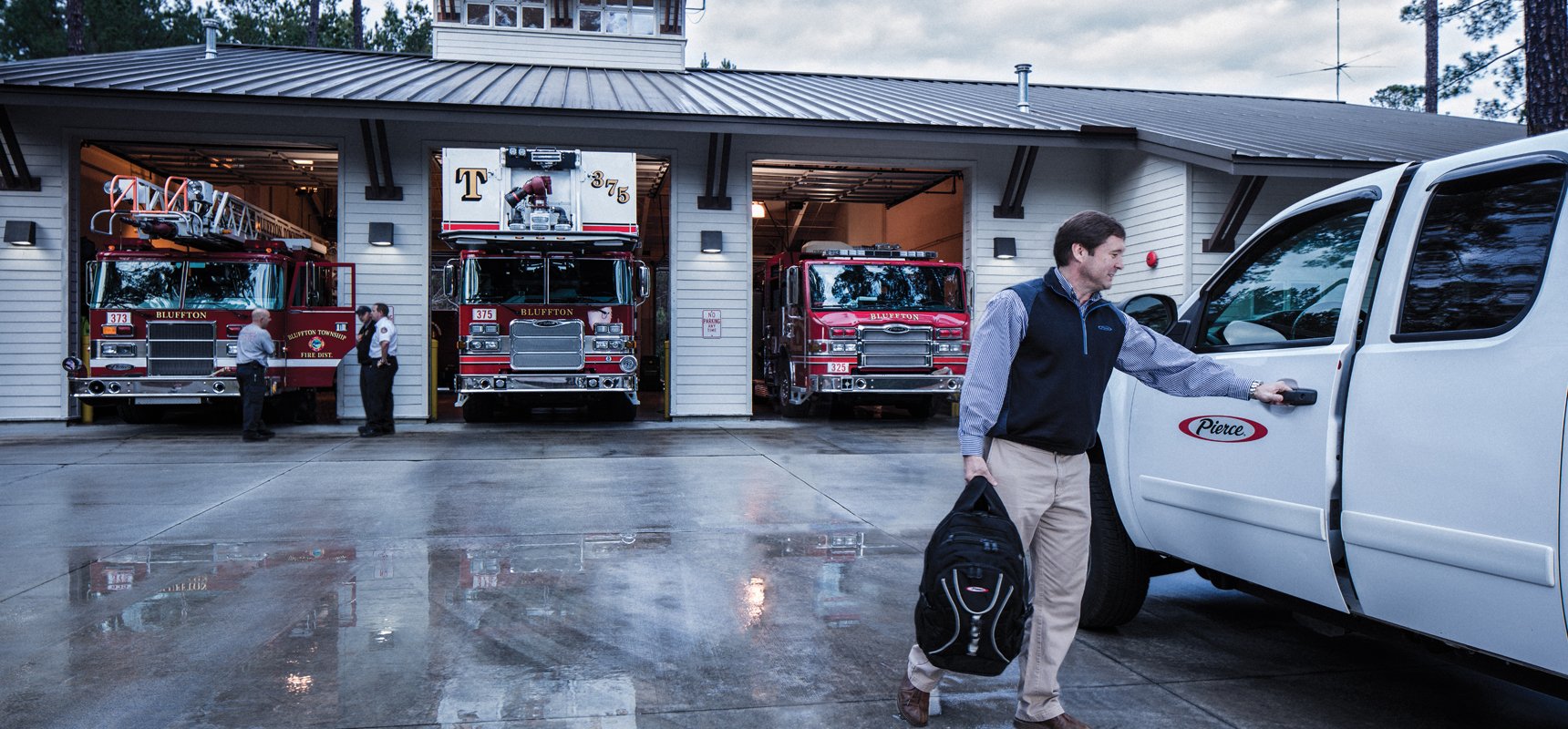 Pierce Manufacturing mobile service vehicles travel directly to fire departments to offer maintenance and repair services.