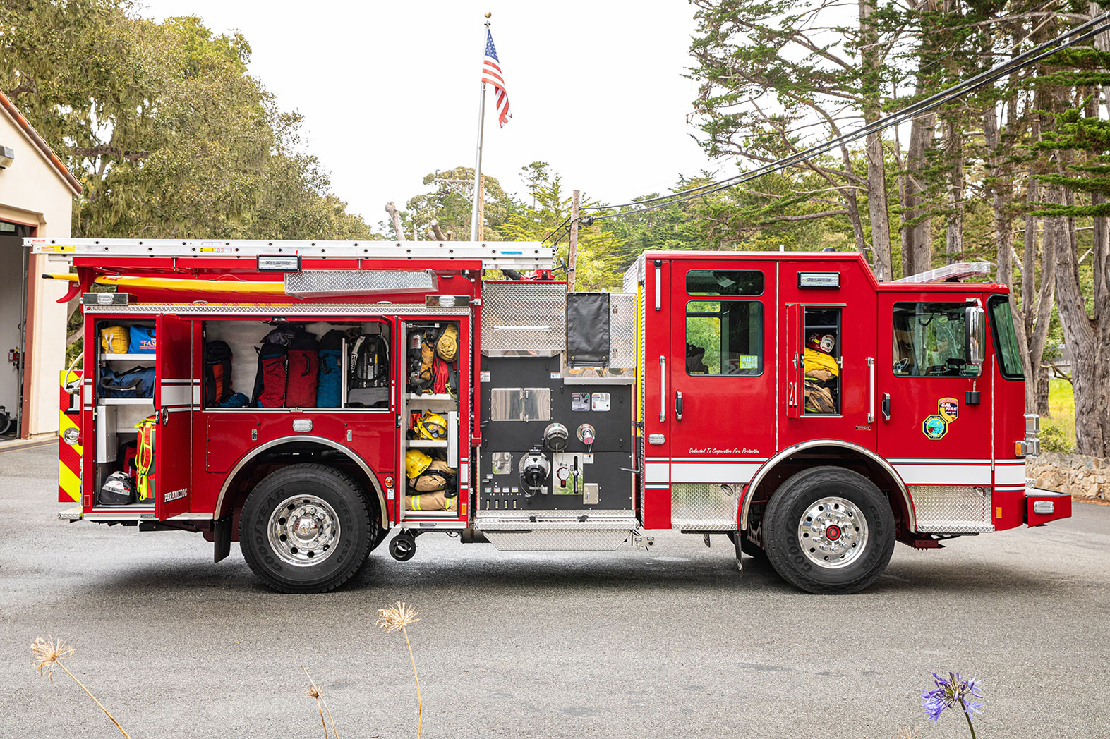 Officers side compartmentation and equipment on pumper fire truck.jpg