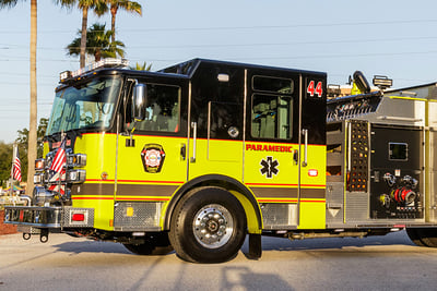 Yellow pumper apparatus