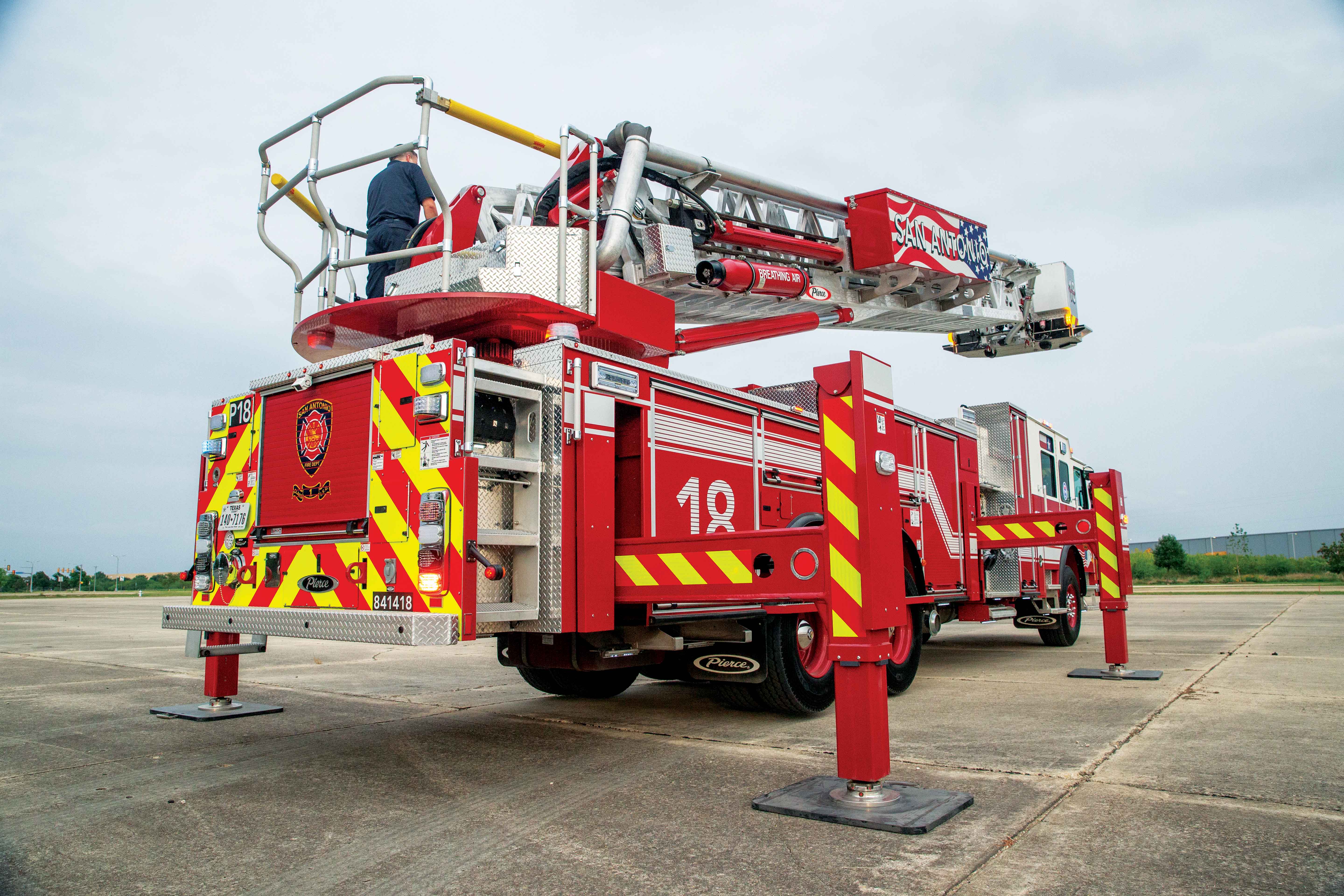 San Antonio Fire Department Velocity 100'Heavy-Duty Aluminum Platform