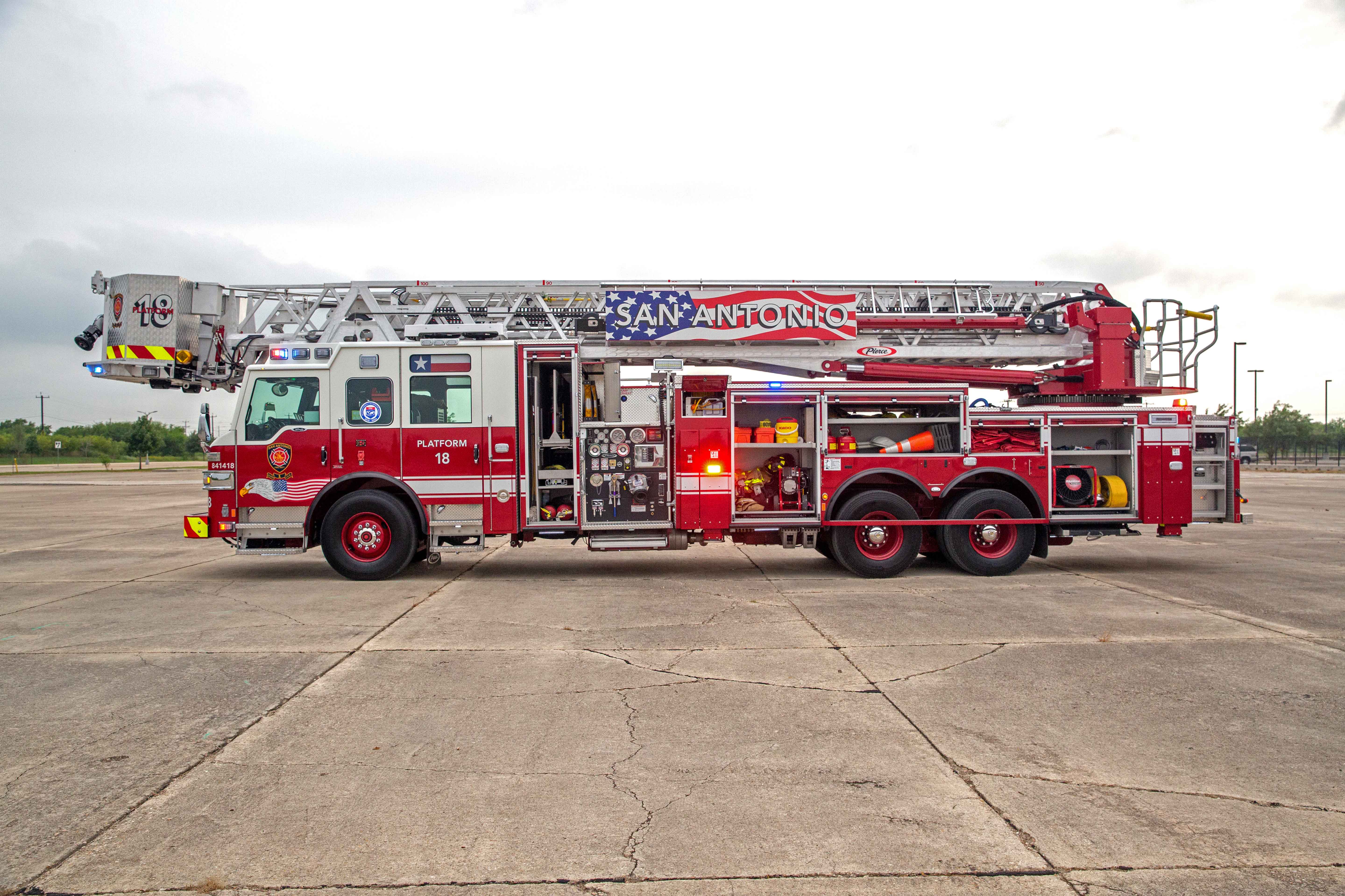 San Antonio Fire Department Velocity 100'Heavy-Duty Aluminum Platform