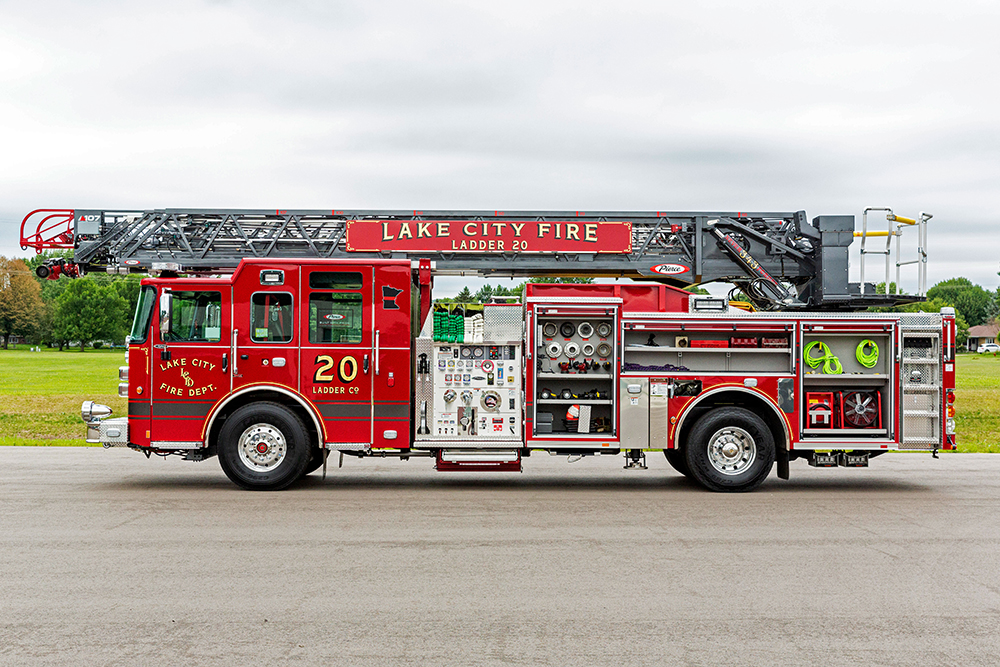 Enforcer Ascendant 107' Heavy-Duty Ladder Drivers Side Compartmentation