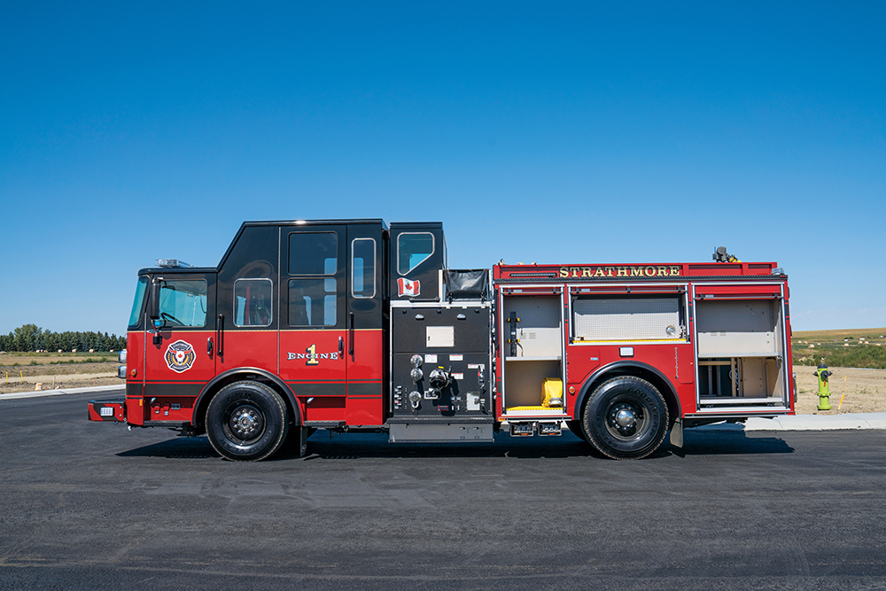 Saber Custom Fire Truck Chassis Pumper Compartmentation