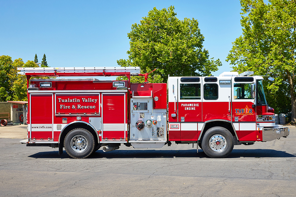 Quantum Custom Chassis Pumper Fire Truck Passenger Side