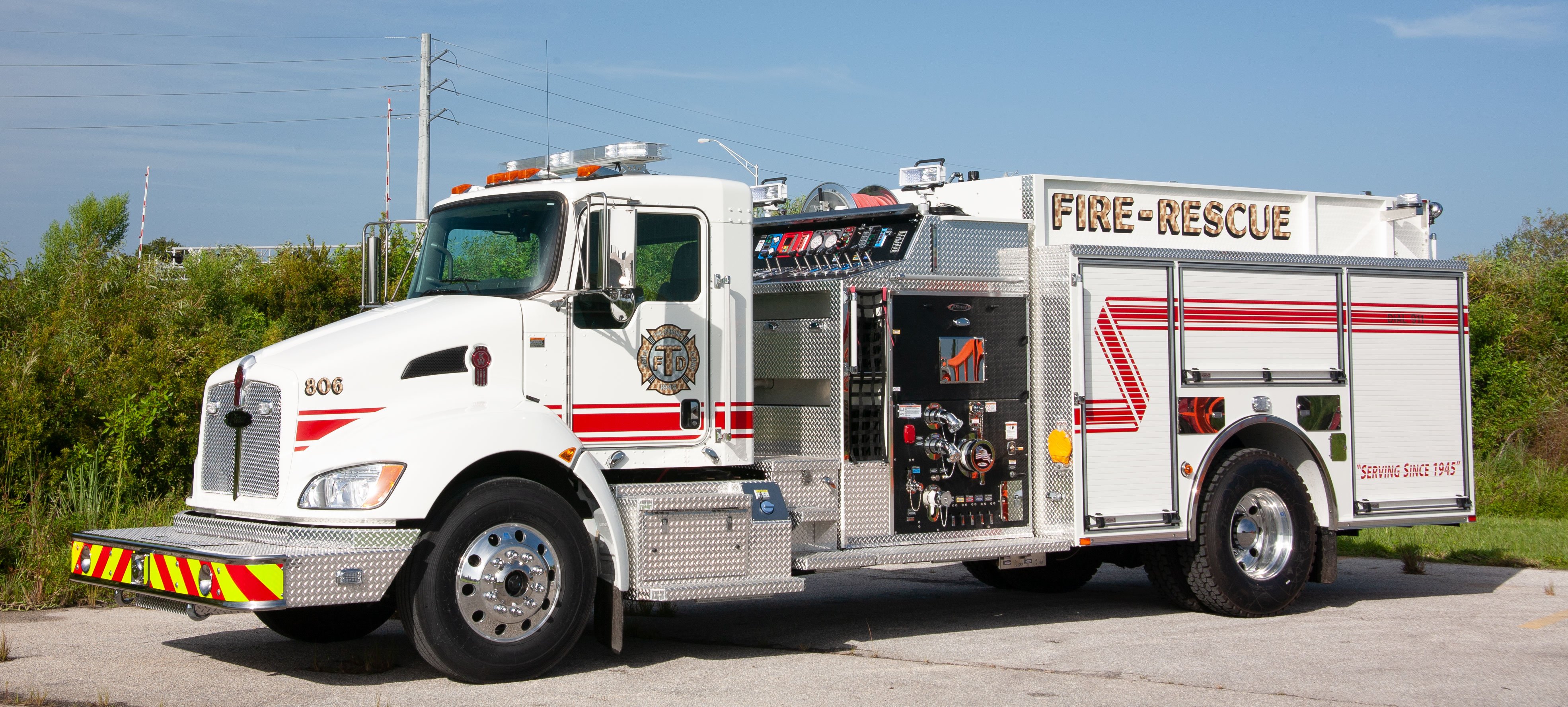 Pierce Kenworth Commercial Fire Truck Chassis Drivers Side