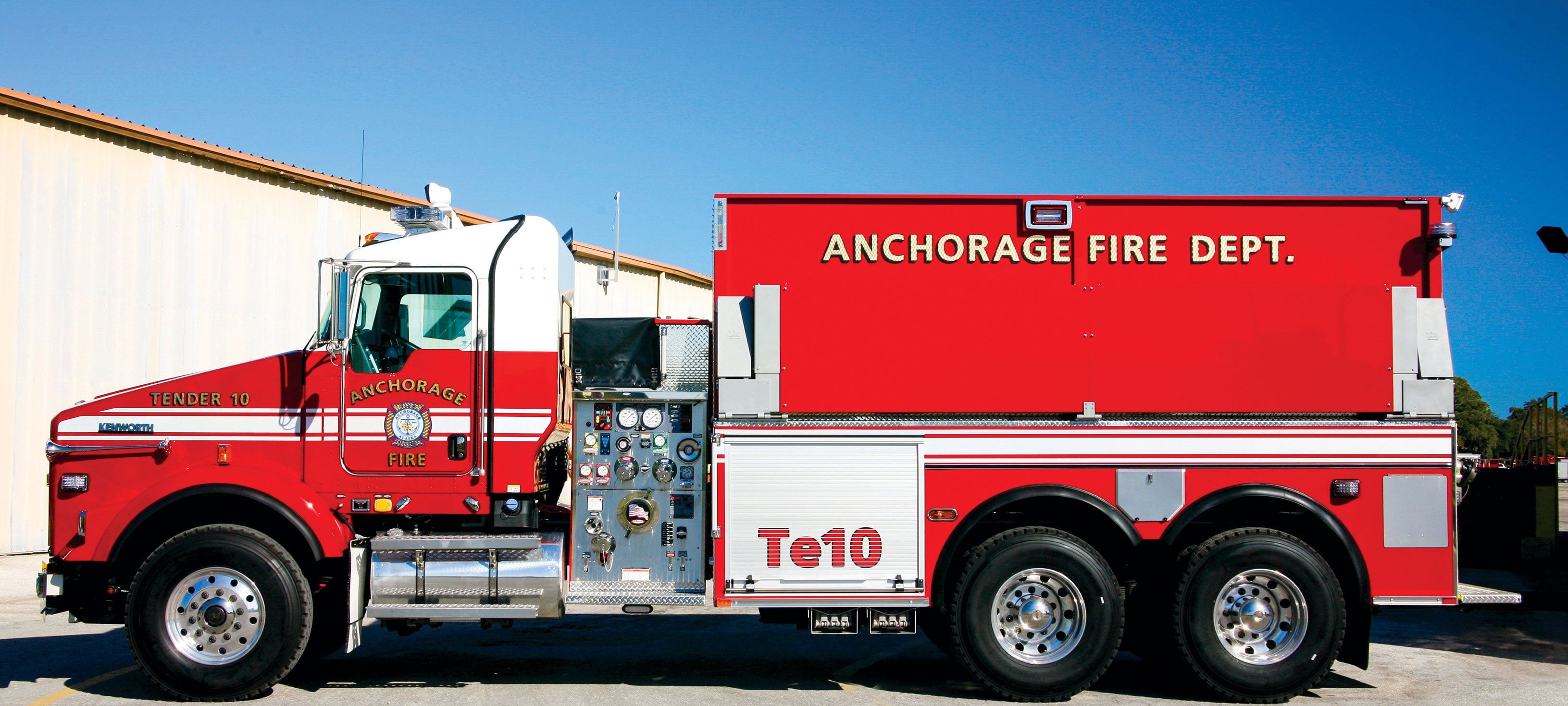 Pierce Kenworth Commercial Fire Truck Chassis Extended Cab Drivers Side