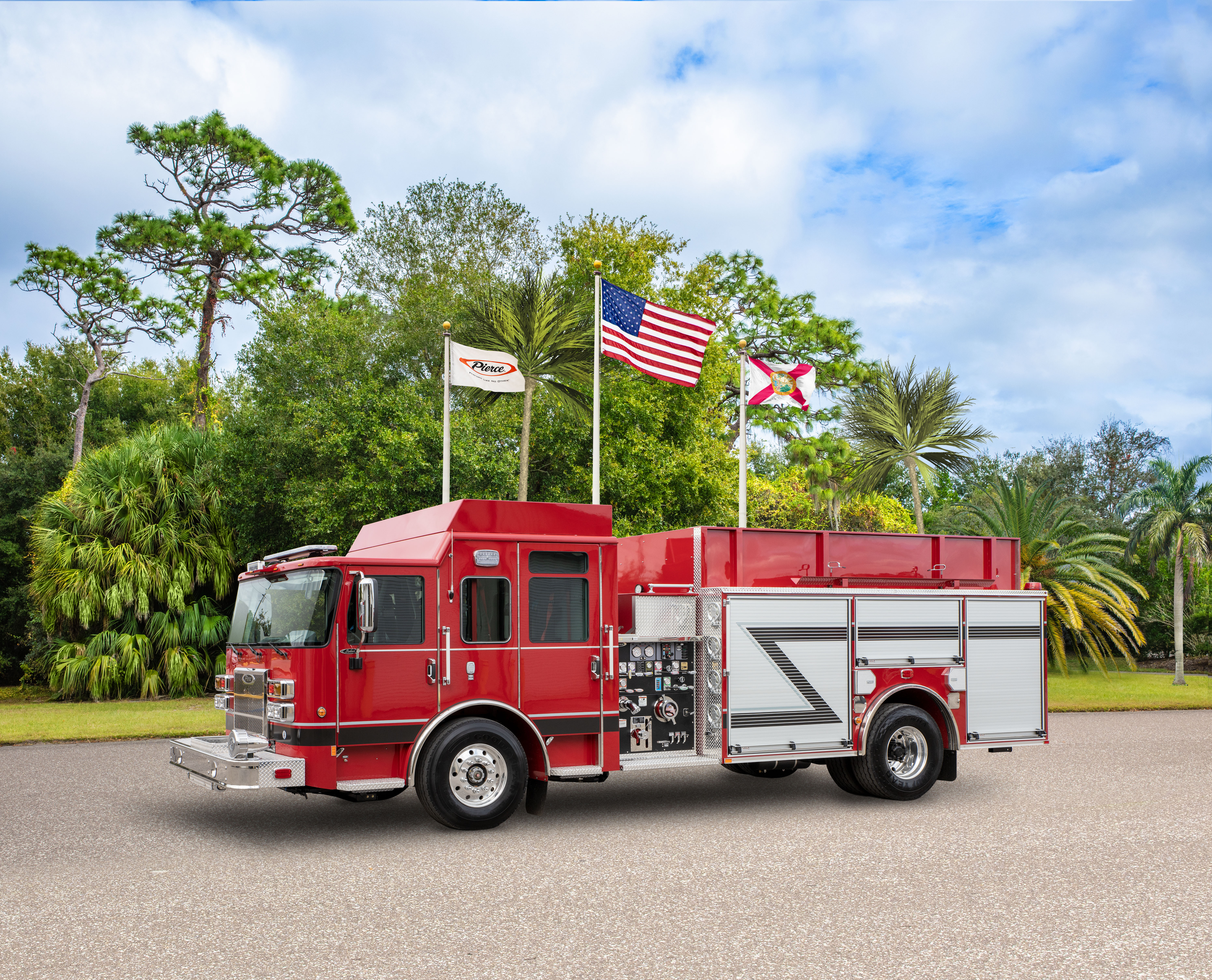 Lawrence Township Hyde Volunteer Fire Company - Pumper