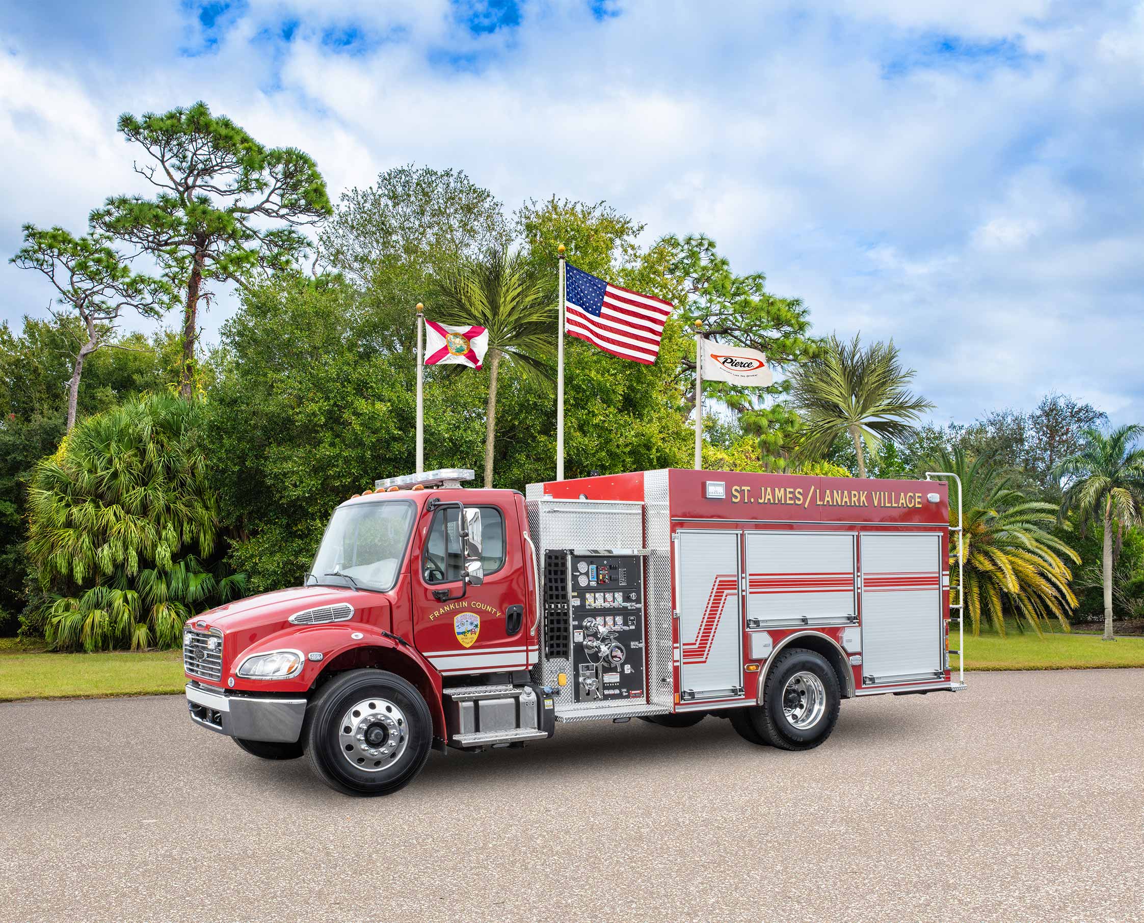 St. James-Lanark Volunteer Fire Department - Pumper