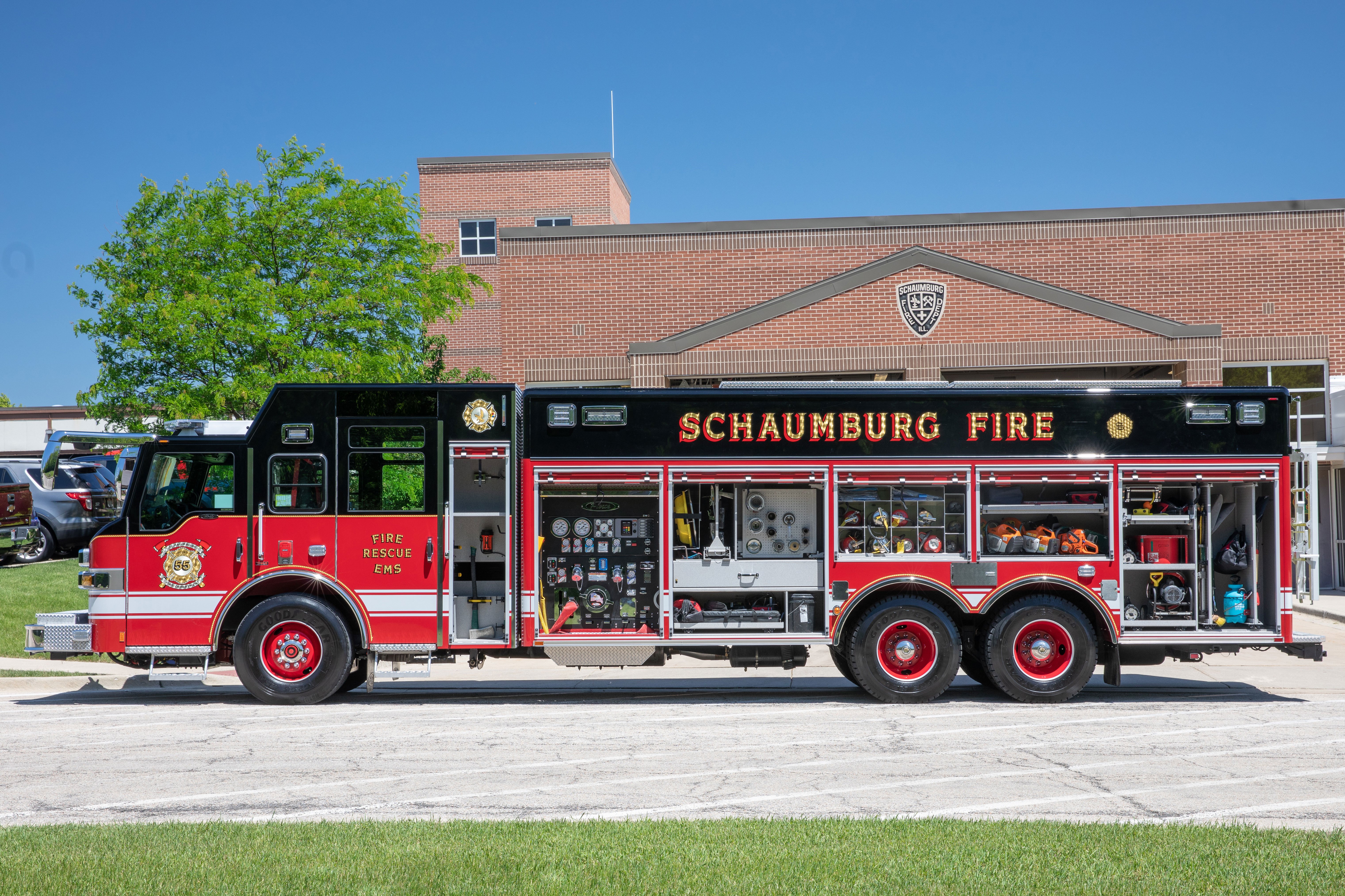 Schaumburg Velocity Non Walk In Rescue - Drive Side Compartments