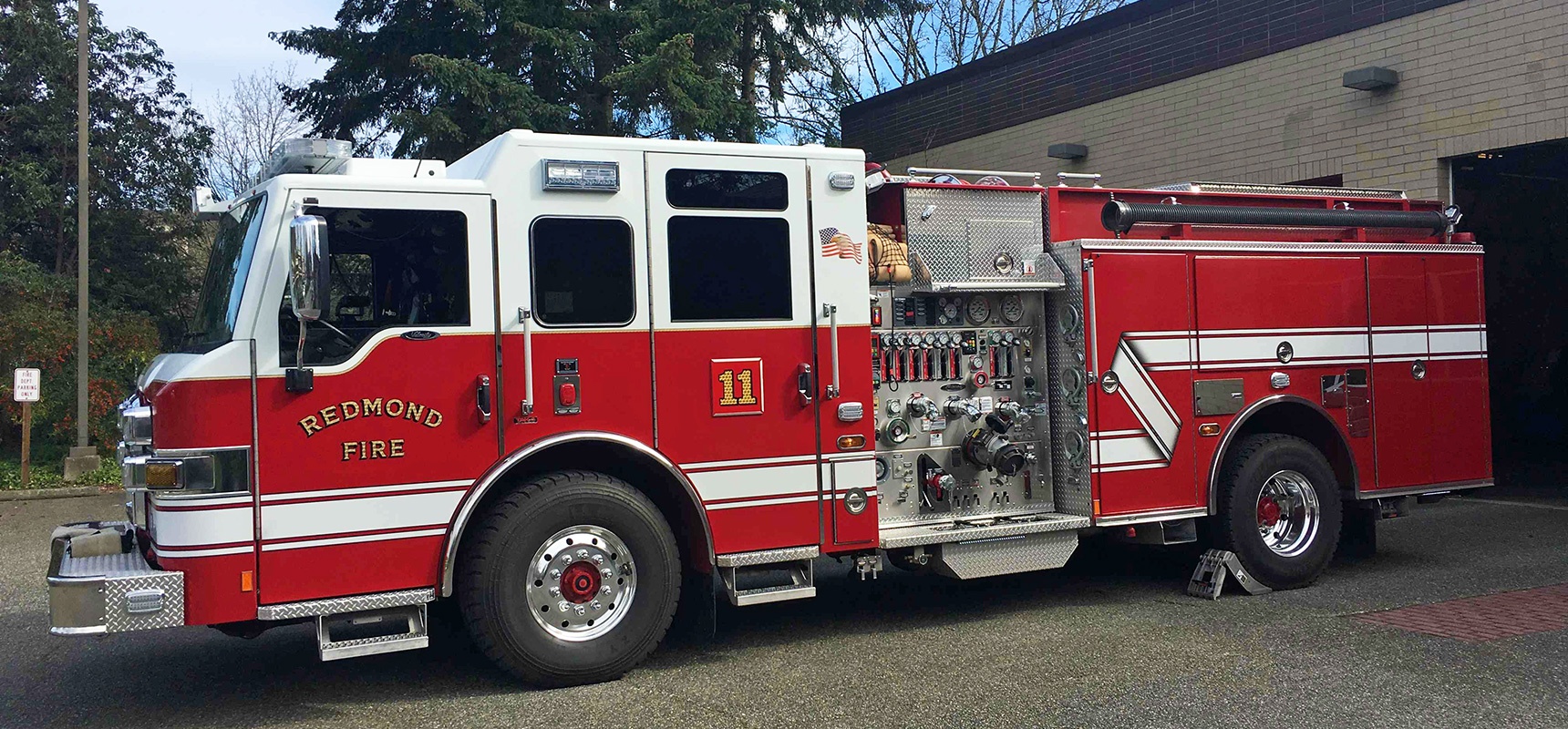 Redmond,-Wash.-Fire-Department-Takes-Delivery-of-Three-Pierce-Apparatus-Now-a-100-Percent-Pierce-Fleet_Header.jpg