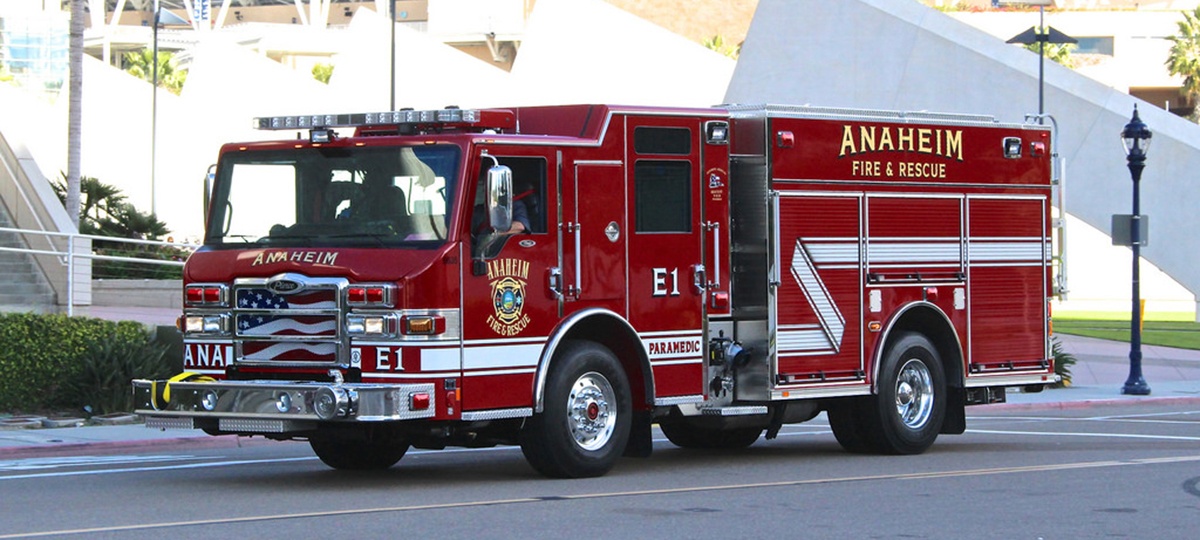 Anaheim Fire and Rescue Pierce Pumper